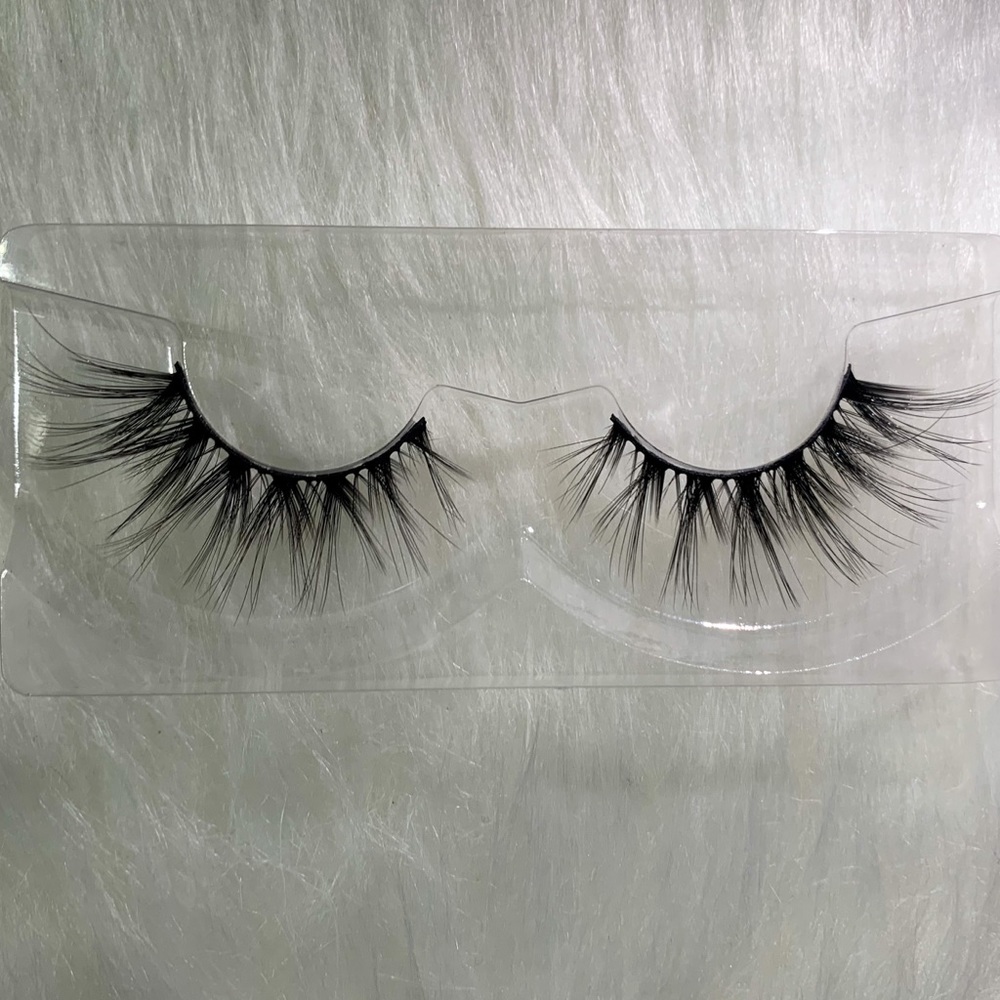 Flirty- Mink Lashes